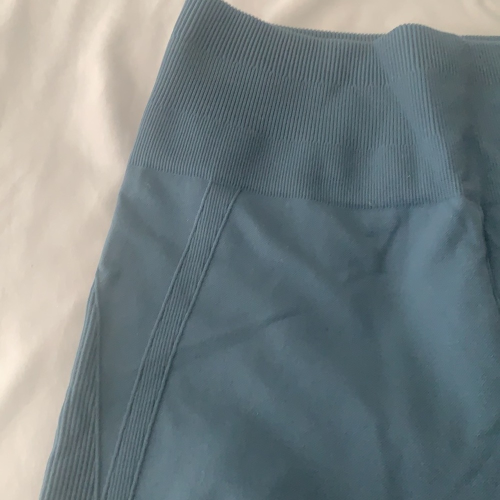Lululemon Capris - Picture 2 of 3